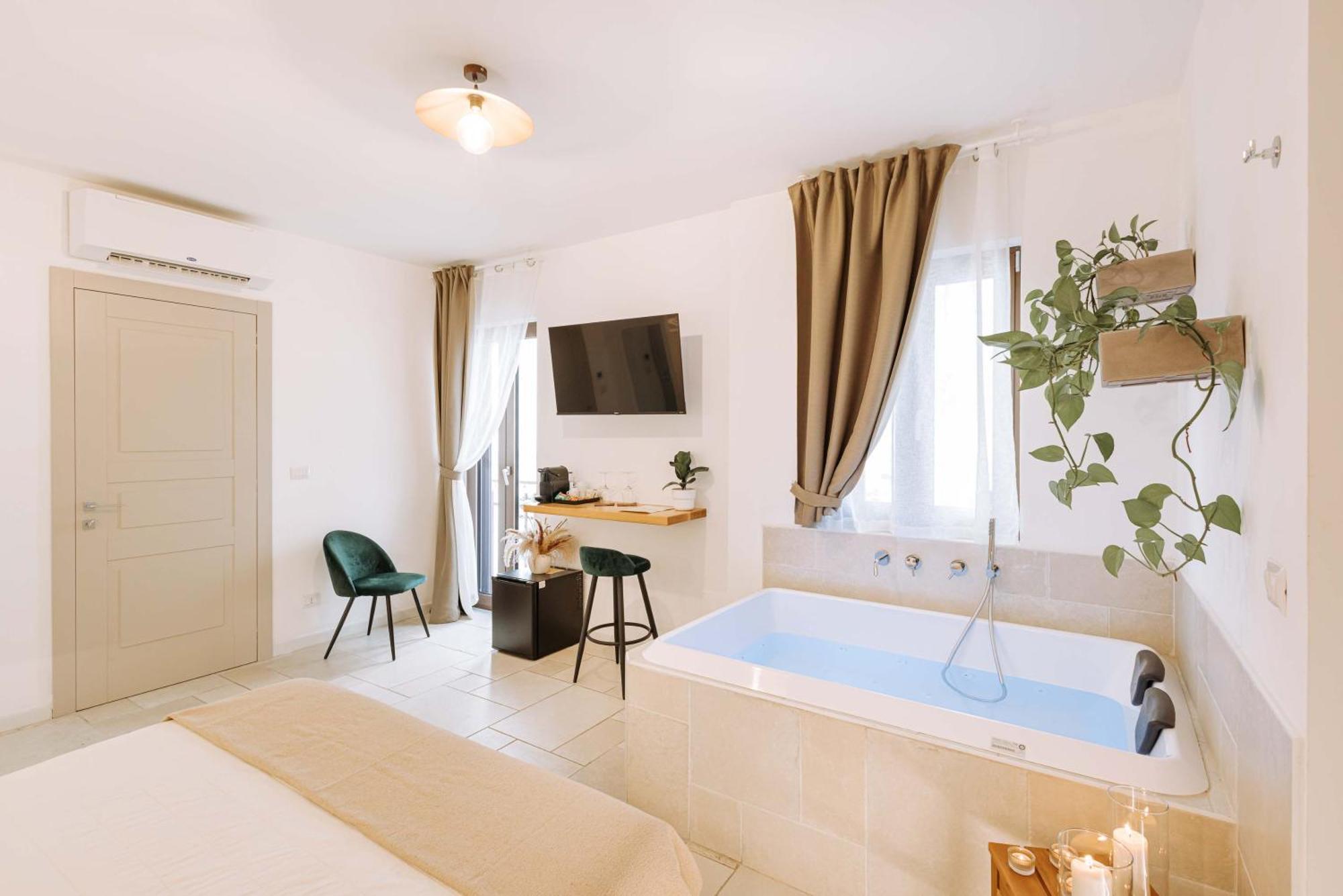 Dirium - Exclusive Rooms Monopoli Eksteriør billede