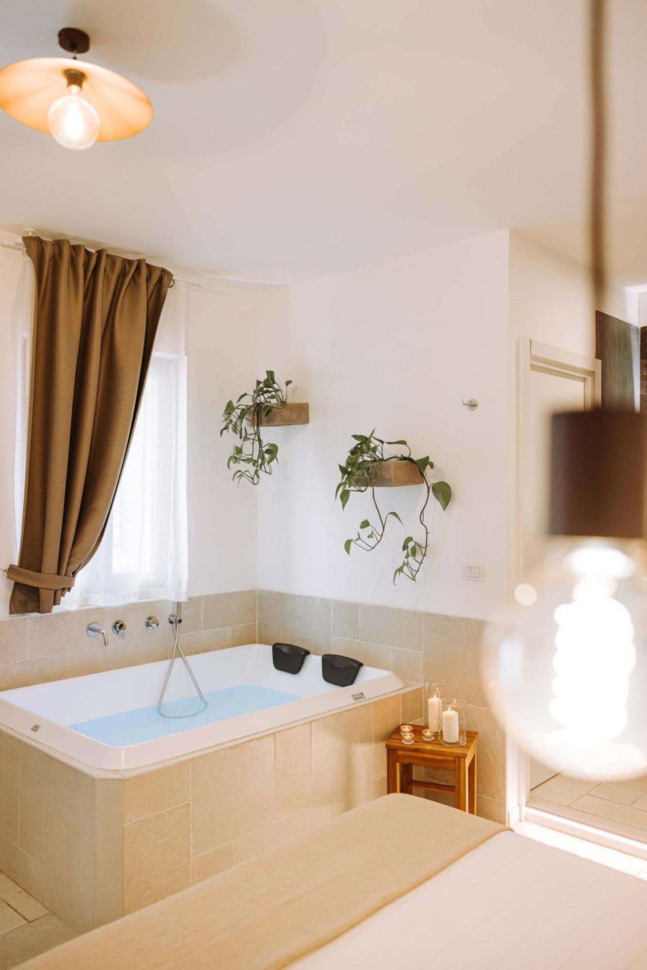 Dirium - Exclusive Rooms Monopoli Eksteriør billede